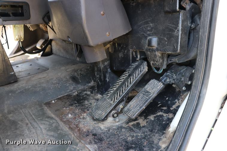 image for item DQ9317 2007 Freightliner Business Class M2 street sweeper truck