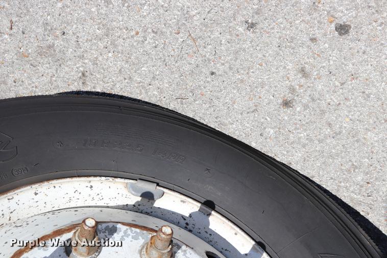 image for item DQ9318 1999 Athey Mobile street sweeper