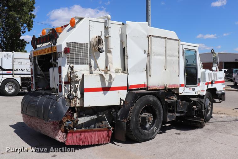 image for item DQ9319 1993 Athey Mobile street sweeper