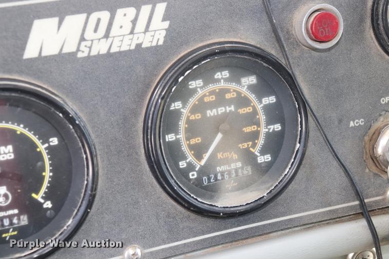 image for item DQ9319 1993 Athey Mobile street sweeper