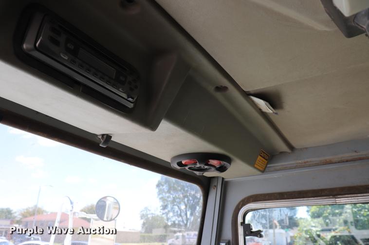 image for item DQ9319 1993 Athey Mobile street sweeper