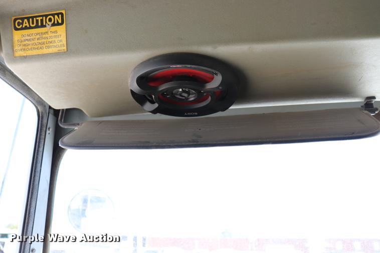 image for item DQ9319 1993 Athey Mobile street sweeper