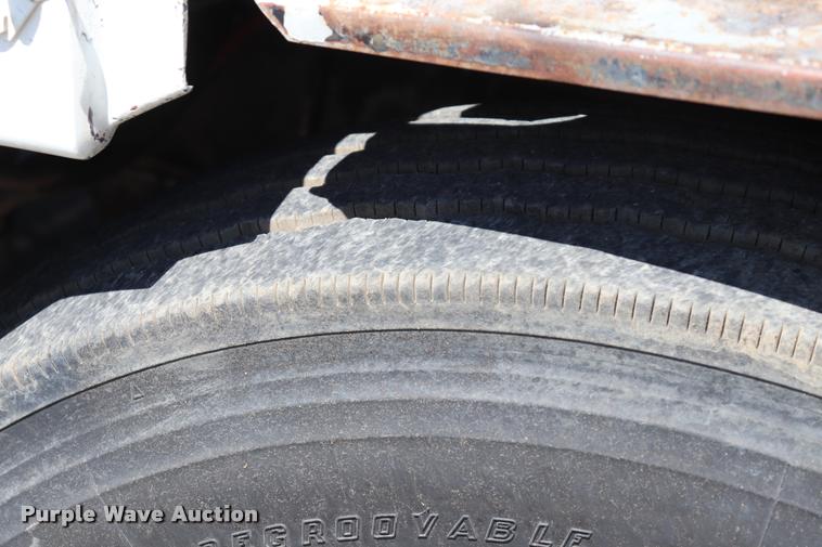 image for item DQ9319 1993 Athey Mobile street sweeper