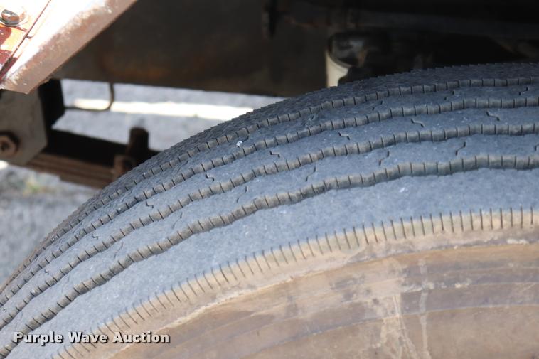 image for item DQ9319 1993 Athey Mobile street sweeper