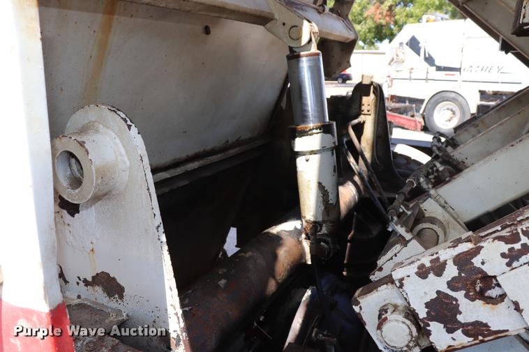 image for item DQ9319 1993 Athey Mobile street sweeper