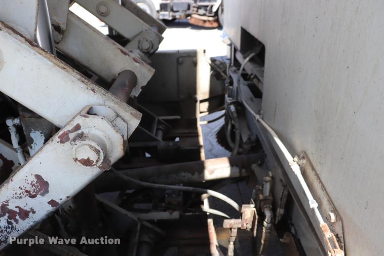 image for item DQ9319 1993 Athey Mobile street sweeper