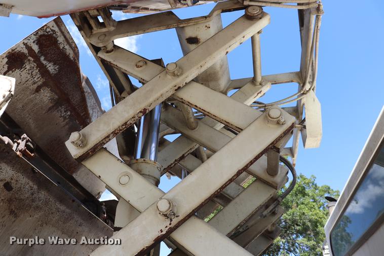 image for item DQ9319 1993 Athey Mobile street sweeper