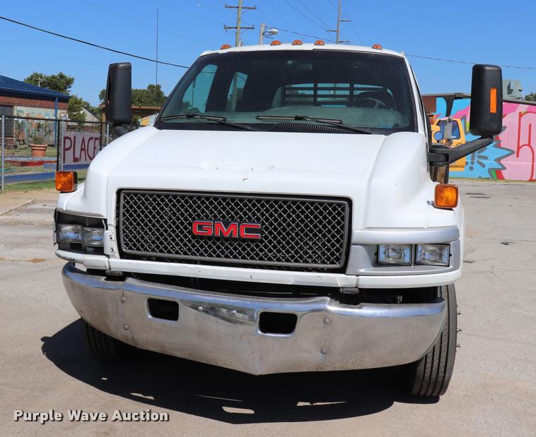 image for item DQ9320 2003 GMC C4500 flatbed truck