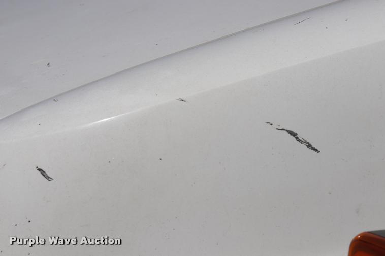 image for item DQ9320 2003 GMC C4500 flatbed truck