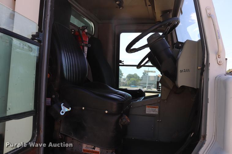 image for item DQ9321 1998 Athey Mobile street sweeper