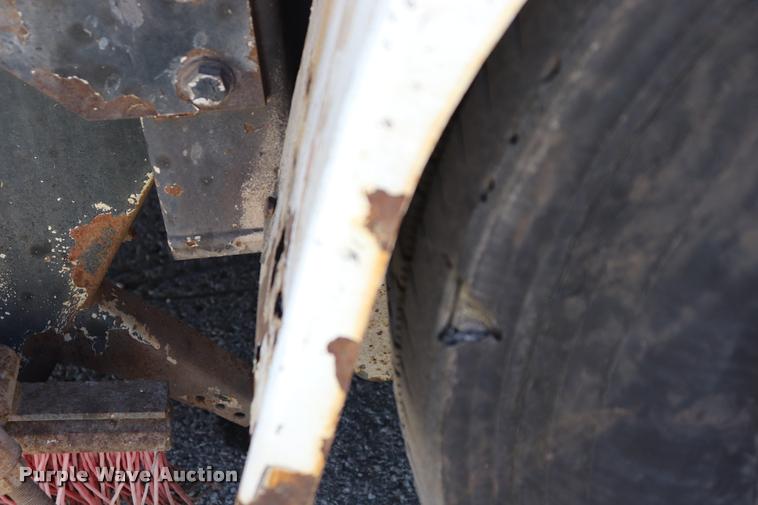 image for item DQ9321 1998 Athey Mobile street sweeper