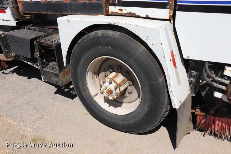 image for item DQ9321 1998 Athey Mobile street sweeper