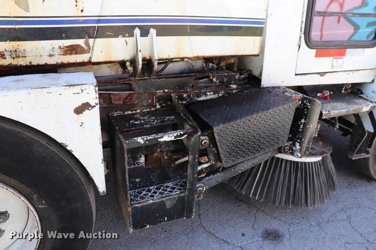 image for item DQ9321 1998 Athey Mobile street sweeper