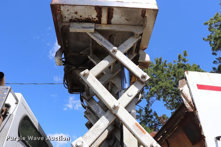 image for item DQ9321 1998 Athey Mobile street sweeper