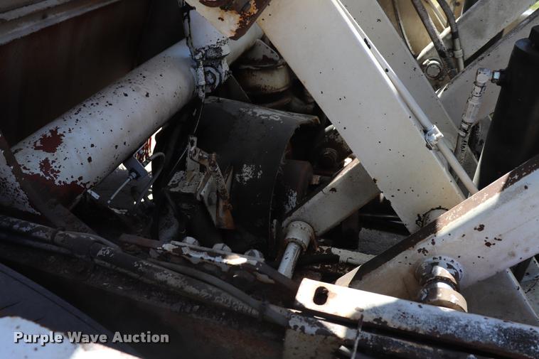 image for item DQ9321 1998 Athey Mobile street sweeper