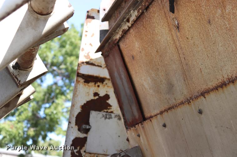 image for item DQ9321 1998 Athey Mobile street sweeper