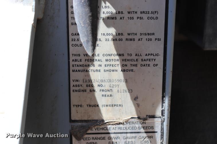 image for item DQ9321 1998 Athey Mobile street sweeper