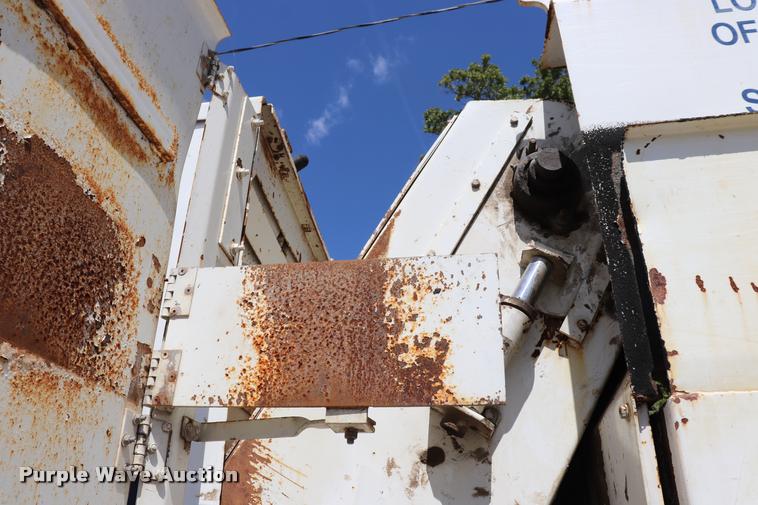 image for item DQ9321 1998 Athey Mobile street sweeper