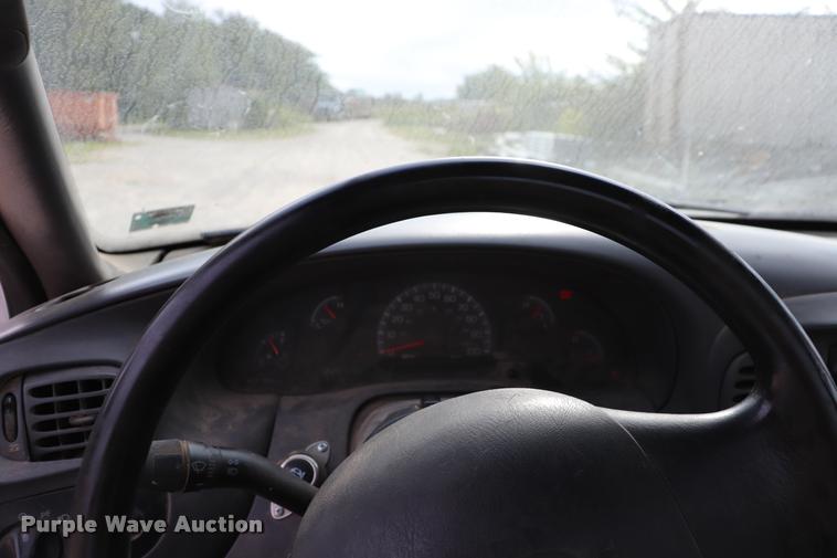 image for item DQ9354 2003 Ford F150 XL pickup truck