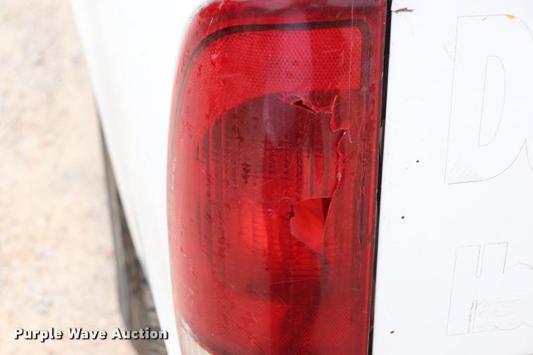 image for item DQ9354 2003 Ford F150 XL pickup truck