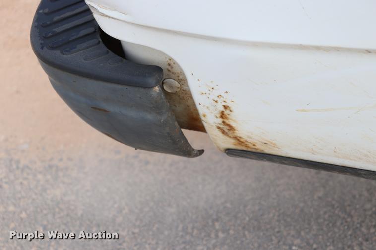 image for item DQ9354 2003 Ford F150 XL pickup truck