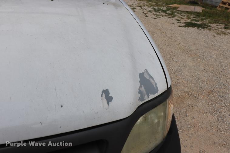 image for item DQ9354 2003 Ford F150 XL pickup truck