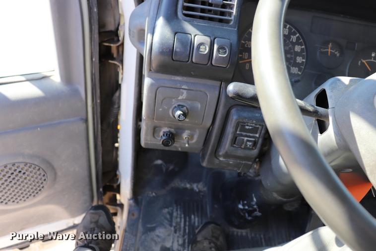 image for item DQ9380 2003 Isuzu NPR vacuum truck