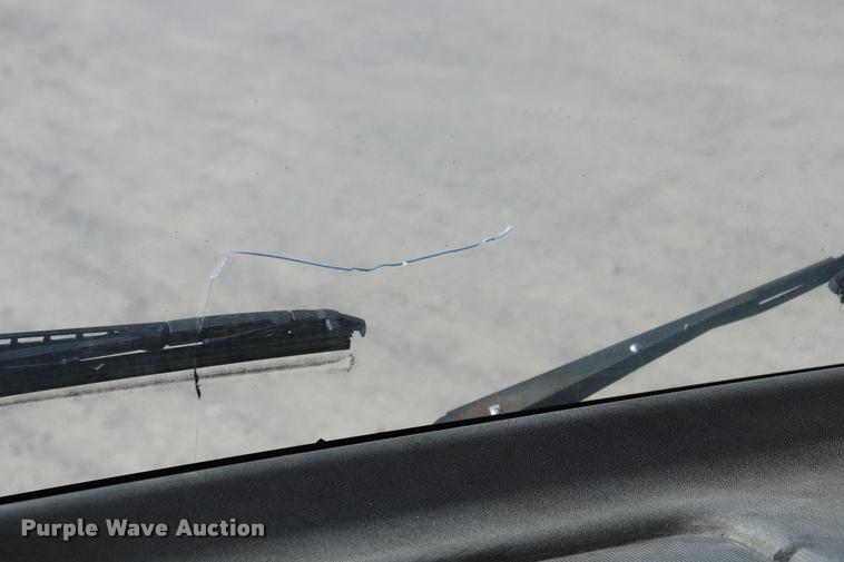 image for item DQ9380 2003 Isuzu NPR vacuum truck