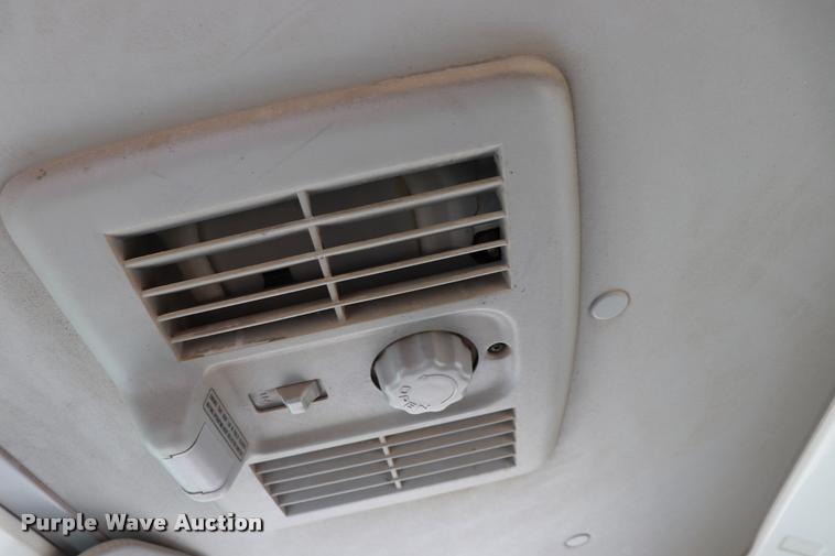 image for item DQ9380 2003 Isuzu NPR vacuum truck