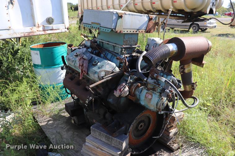 image for item DQ9383 Detroit Diesel eight cylinder diesel engine