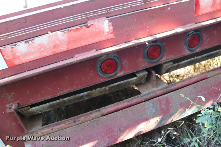 image for item DQ9384 1997 PJ equipment trailer