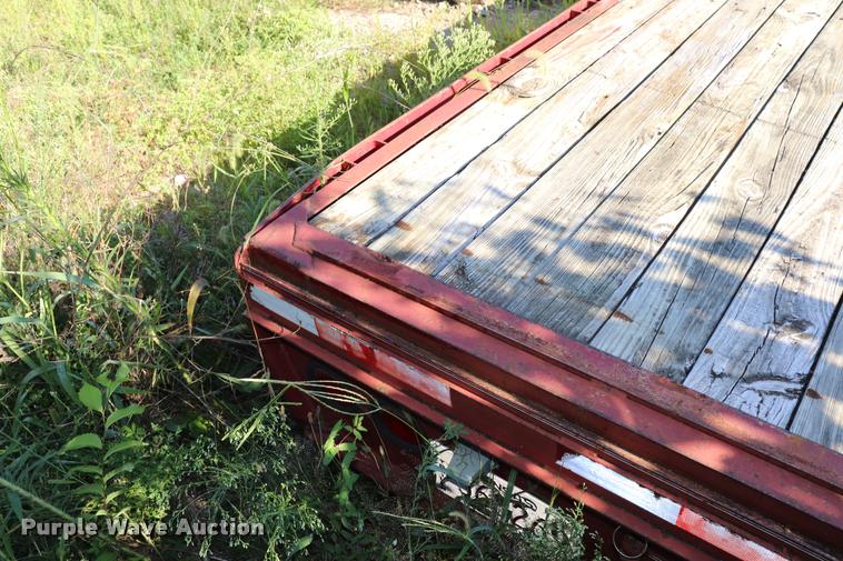 image for item DQ9384 1997 PJ equipment trailer