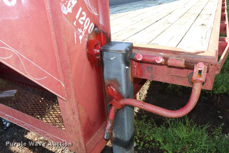 image for item DQ9384 1997 PJ equipment trailer