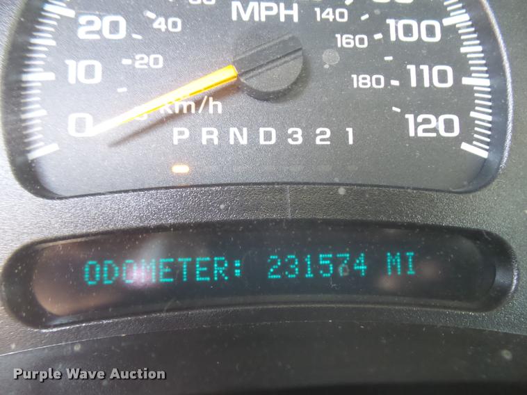 image for item DR9227 2006 Chevrolet Silverado 2500HD pickup truck