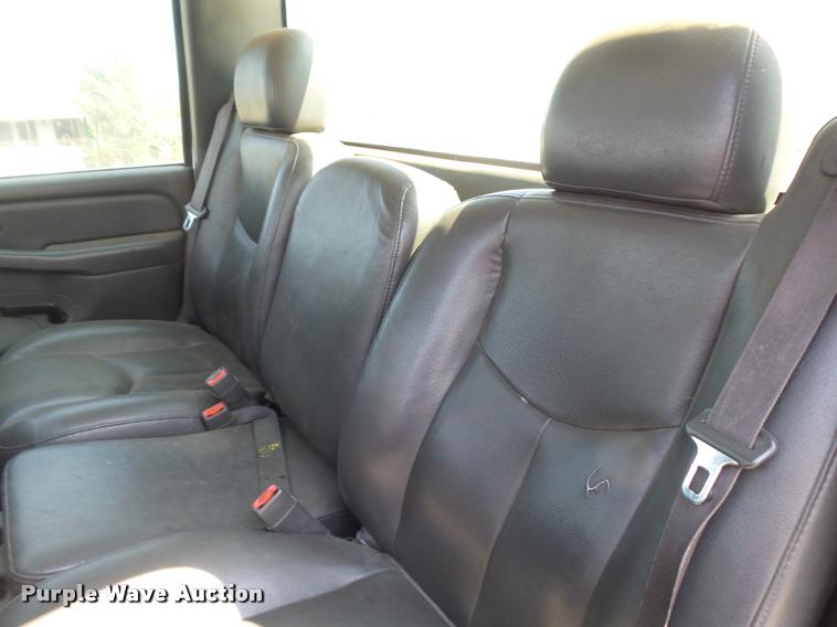 image for item DR9227 2006 Chevrolet Silverado 2500HD pickup truck