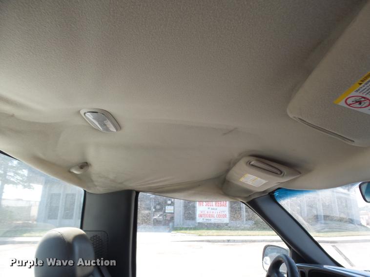 image for item DR9227 2006 Chevrolet Silverado 2500HD pickup truck