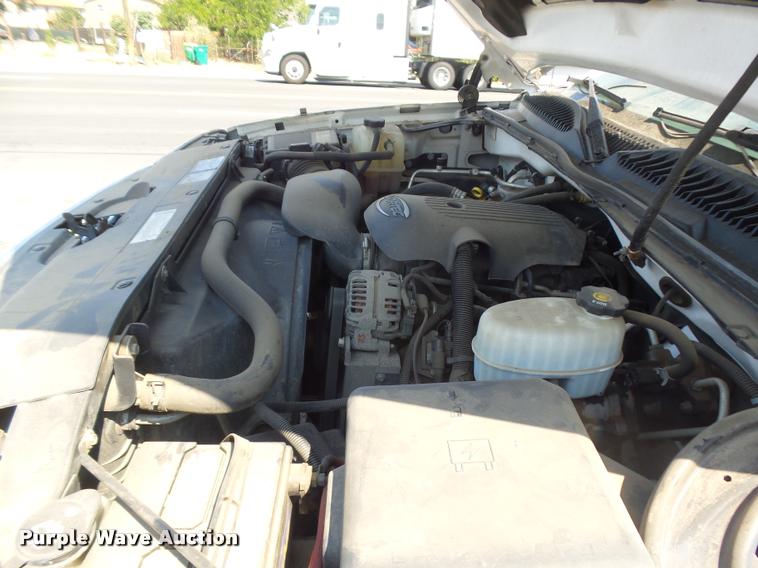 image for item DR9227 2006 Chevrolet Silverado 2500HD pickup truck