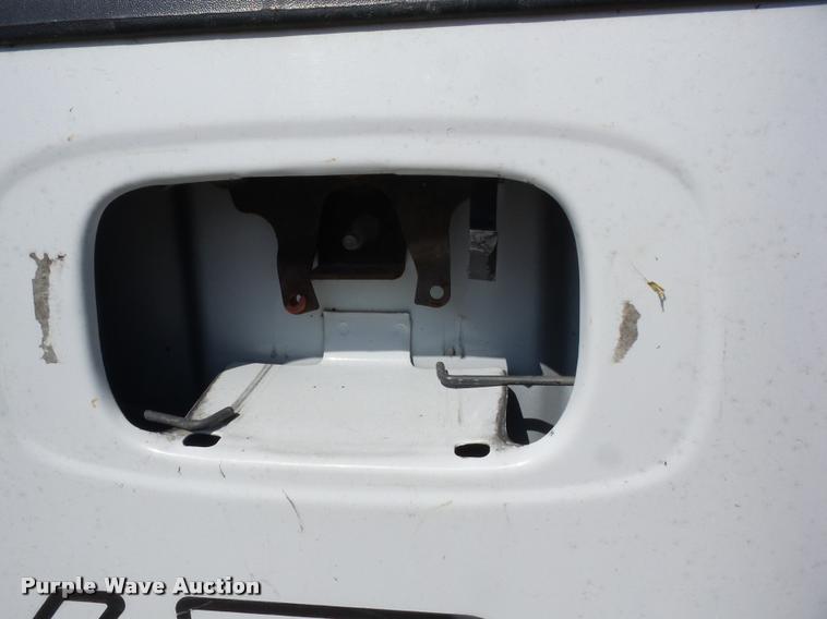 image for item J8597 2006 Chevrolet 2500HD pickup truck