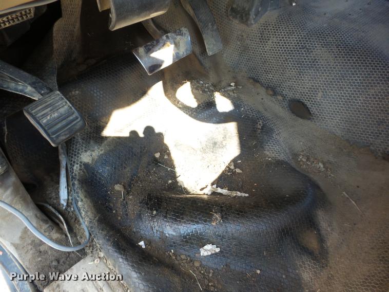 image for item J8597 2006 Chevrolet 2500HD pickup truck