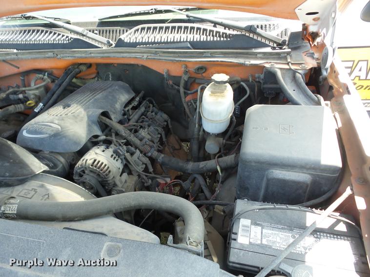 image for item J8597 2006 Chevrolet 2500HD pickup truck