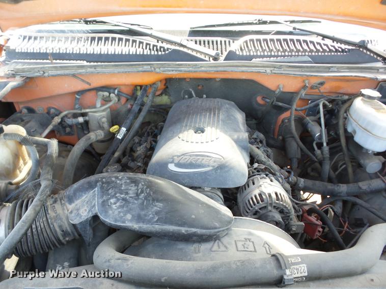 image for item J8597 2006 Chevrolet 2500HD pickup truck