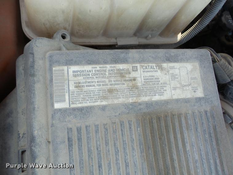 image for item J8597 2006 Chevrolet 2500HD pickup truck