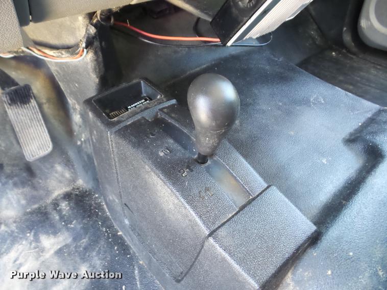 image for item J8601 2011 Chevrolet Silverado 2500HD Ext. Cab pickup truck