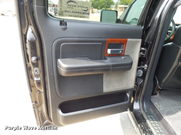 image for item K1792 2007 Ford F150 SuperCrew pickup truck