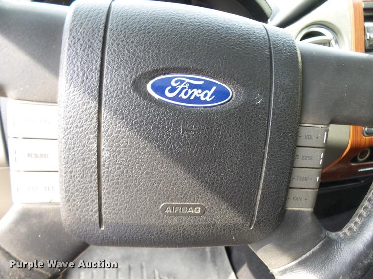 image for item K1792 2007 Ford F150 SuperCrew pickup truck