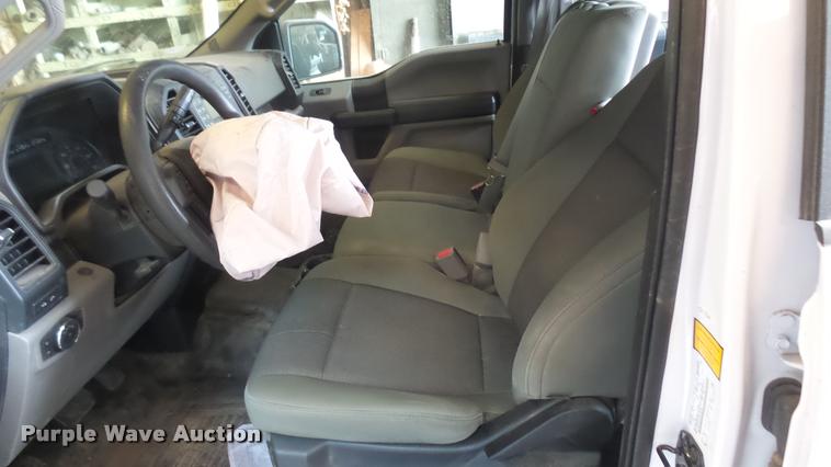 image for item L2279 2015 Ford F150 pickup truck