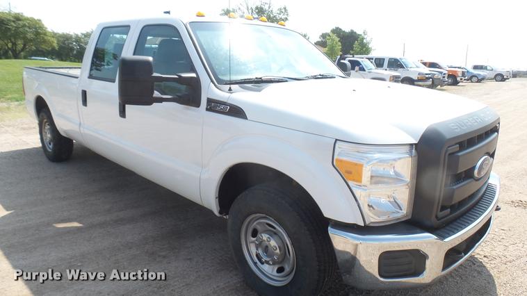 image for item L2302 2012 Ford F250 Super Duty Crew Cab pickup truck