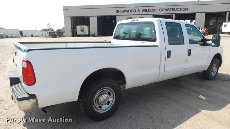 image for item L2302 2012 Ford F250 Super Duty Crew Cab pickup truck