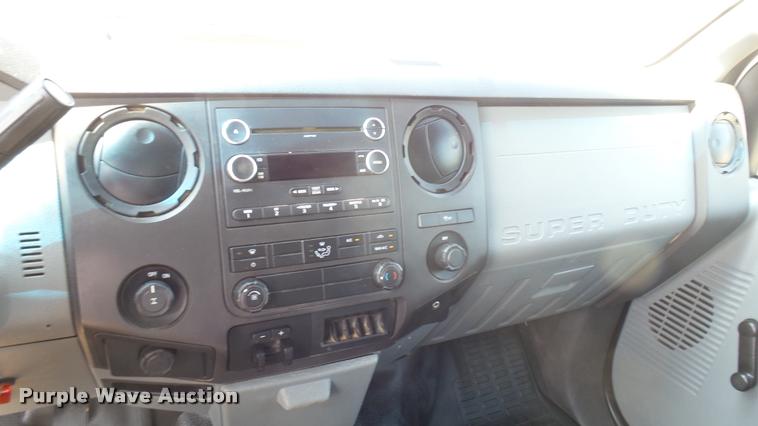 image for item L2302 2012 Ford F250 Super Duty Crew Cab pickup truck