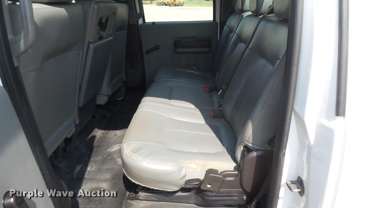 image for item L2302 2012 Ford F250 Super Duty Crew Cab pickup truck
